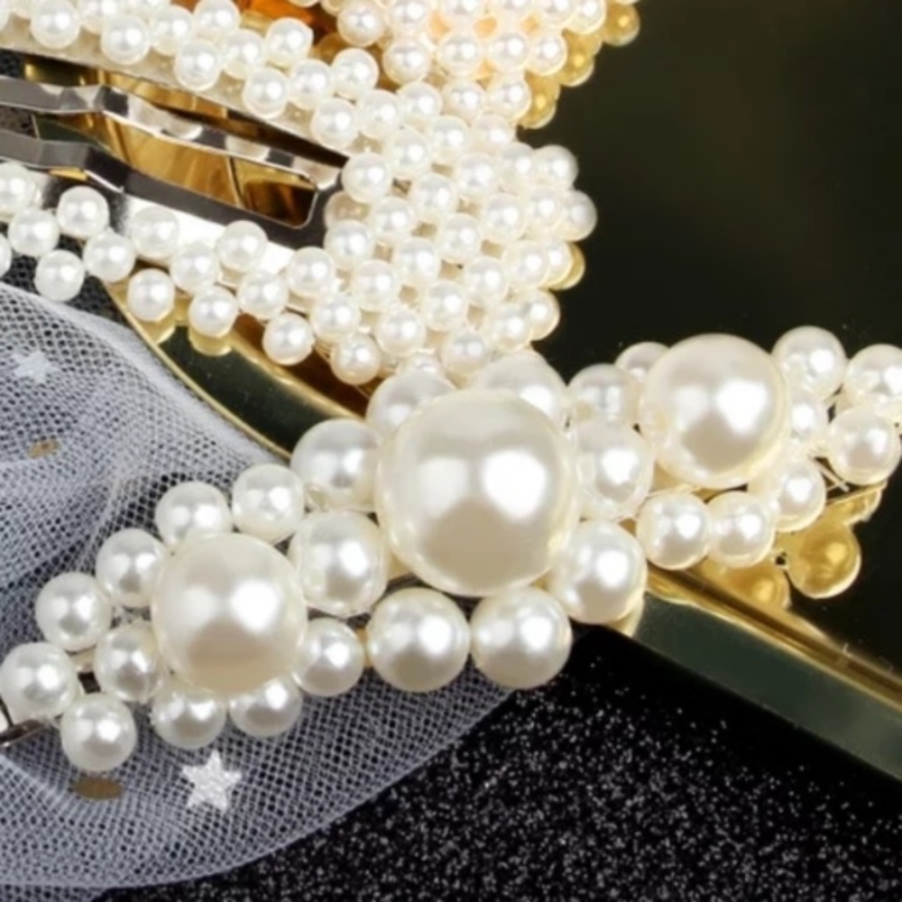 Faux Pearl Hair Pin - Picture 2 of 4